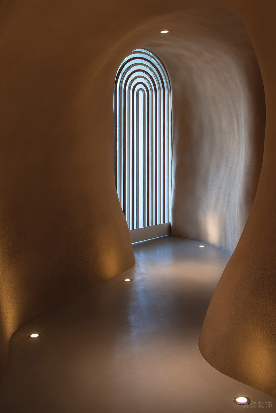 深圳南山洞穴造型餐廳點狀地?zé)粞b修設(shè)計