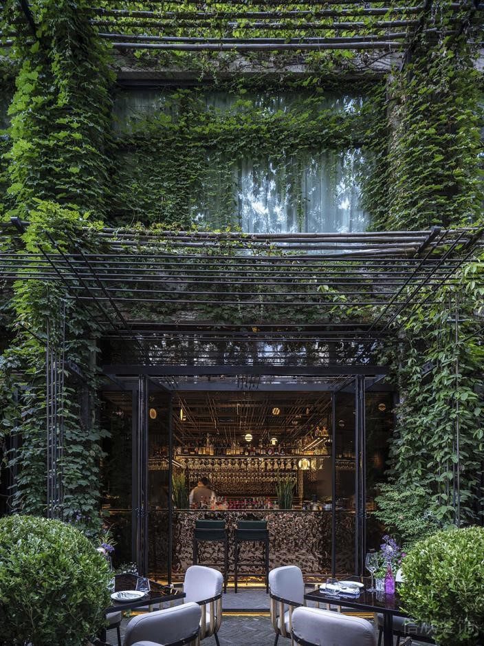 深圳南山工業(yè)風(fēng)餐廳入口設(shè)計(jì)裝修