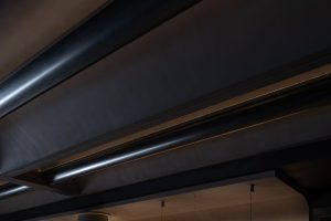 深圳南山工業(yè)風(fēng)酒吧吧臺(tái)裝修設(shè)計(jì)