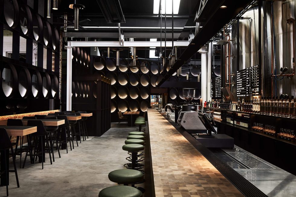 深圳南山黑金高雅酒吧用餐區(qū)設(shè)計(jì)裝修