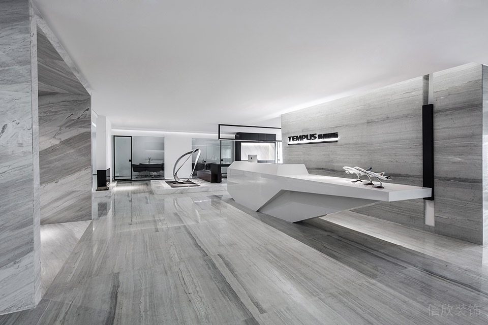 深圳南山豪威科技大廈1500平方米黑白灰現(xiàn)代極簡(jiǎn)風(fēng)辦公室裝修案例灰白色調(diào)的前廳 深圳南山豪威科技大廈1500平方米黑白灰現(xiàn)代極簡(jiǎn)風(fēng)辦公室裝修案例灰白色調(diào)的前廳