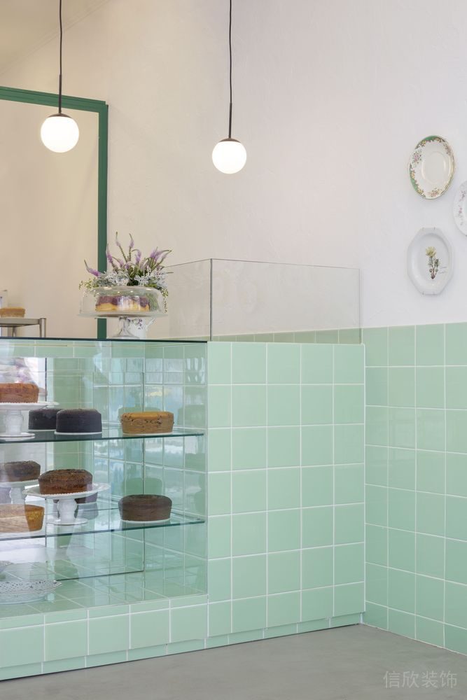 深圳南山區(qū)現(xiàn)代簡(jiǎn)約風(fēng)甜品店淡綠色方磚墻面設(shè)計(jì)裝修