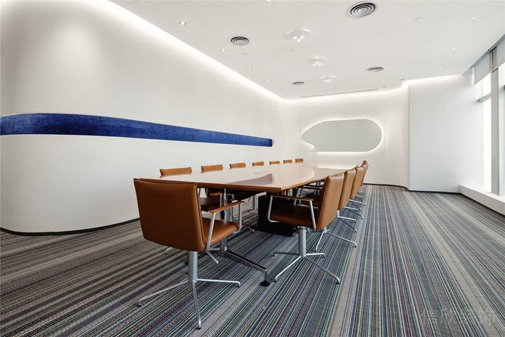 深圳南山賽西科技大廈800平方米后現(xiàn)代極簡風(fēng)辦公室裝修案例會(huì)議室 深圳南山賽西科技大廈800平方米后現(xiàn)代極簡風(fēng)辦公室裝修案例會(huì)議室