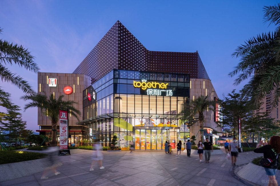 深圳市福田區(qū)蓮花商業(yè)綜合體裝修設(shè)計(jì) 正立面二