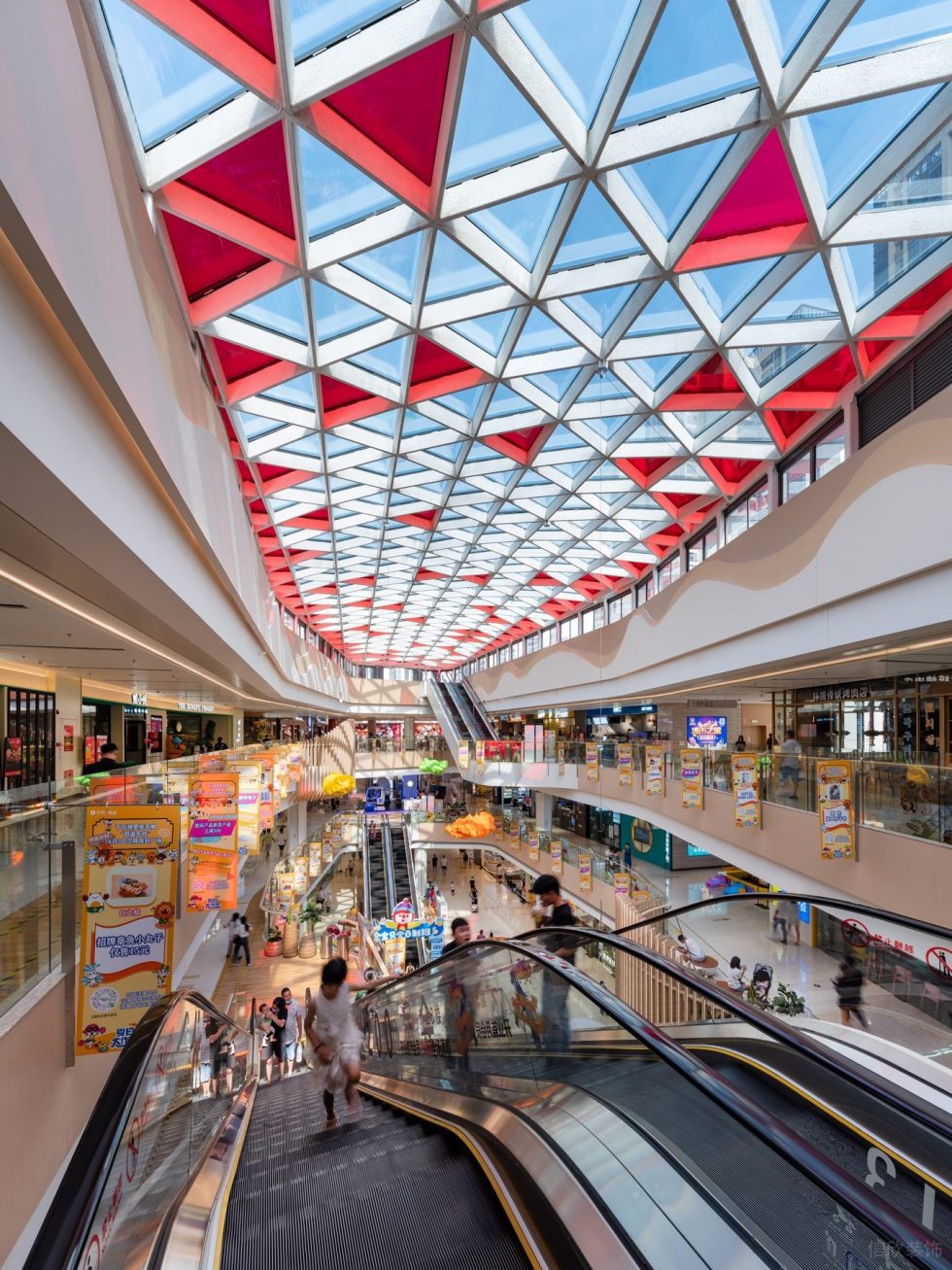 深圳市福田區(qū)蓮花商業(yè)綜合體裝修設(shè)計(jì) 透明頂面