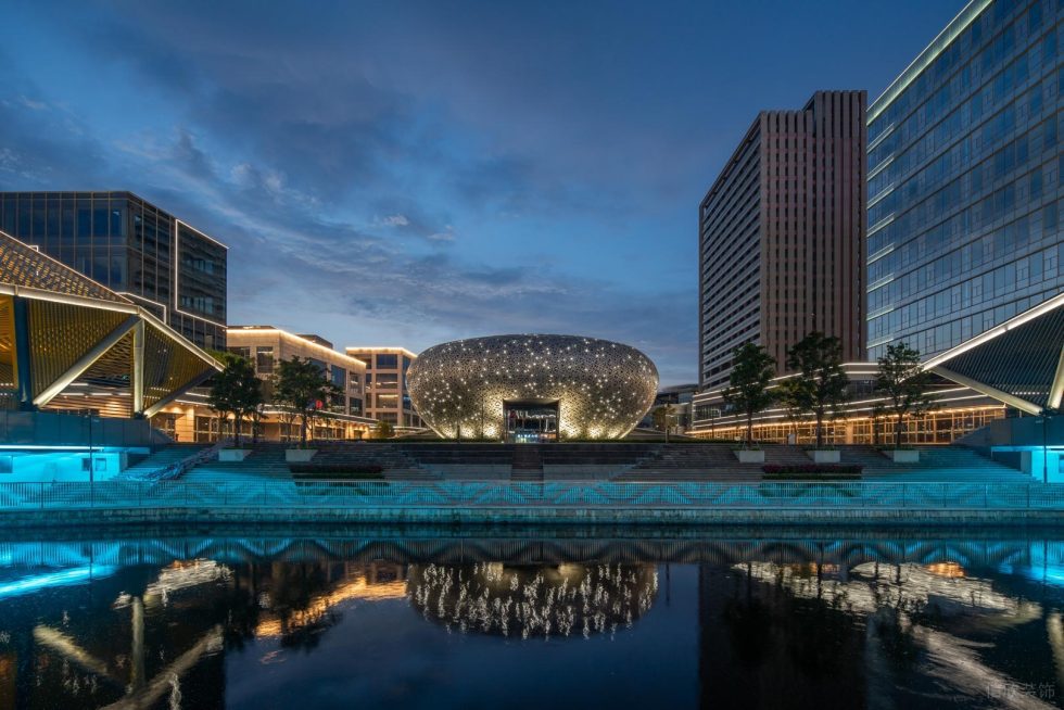 深圳市福田區(qū)農(nóng)科中心型商業(yè)綜合體數(shù)字小鎮(zhèn)裝修設(shè)計-音樂噴泉景觀 深圳市福田區(qū)農(nóng)科中心大型商業(yè)綜合體數(shù)字小鎮(zhèn)裝修設(shè)計-音樂噴泉景觀