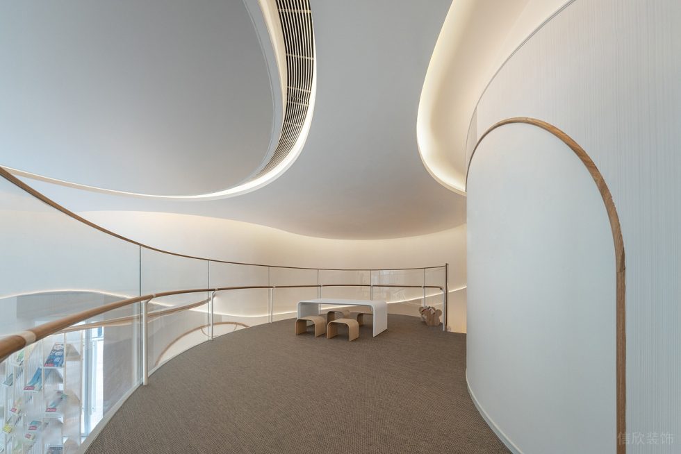 深圳市福田區(qū)香蜜湖現(xiàn)代風(fēng)meiyi美懿兒童書店裝修設(shè)計-二層閱讀區(qū) 深圳市福田區(qū)香蜜湖現(xiàn)代風(fēng)meiyi美懿兒童書店裝修設(shè)計-二層閱讀區(qū)