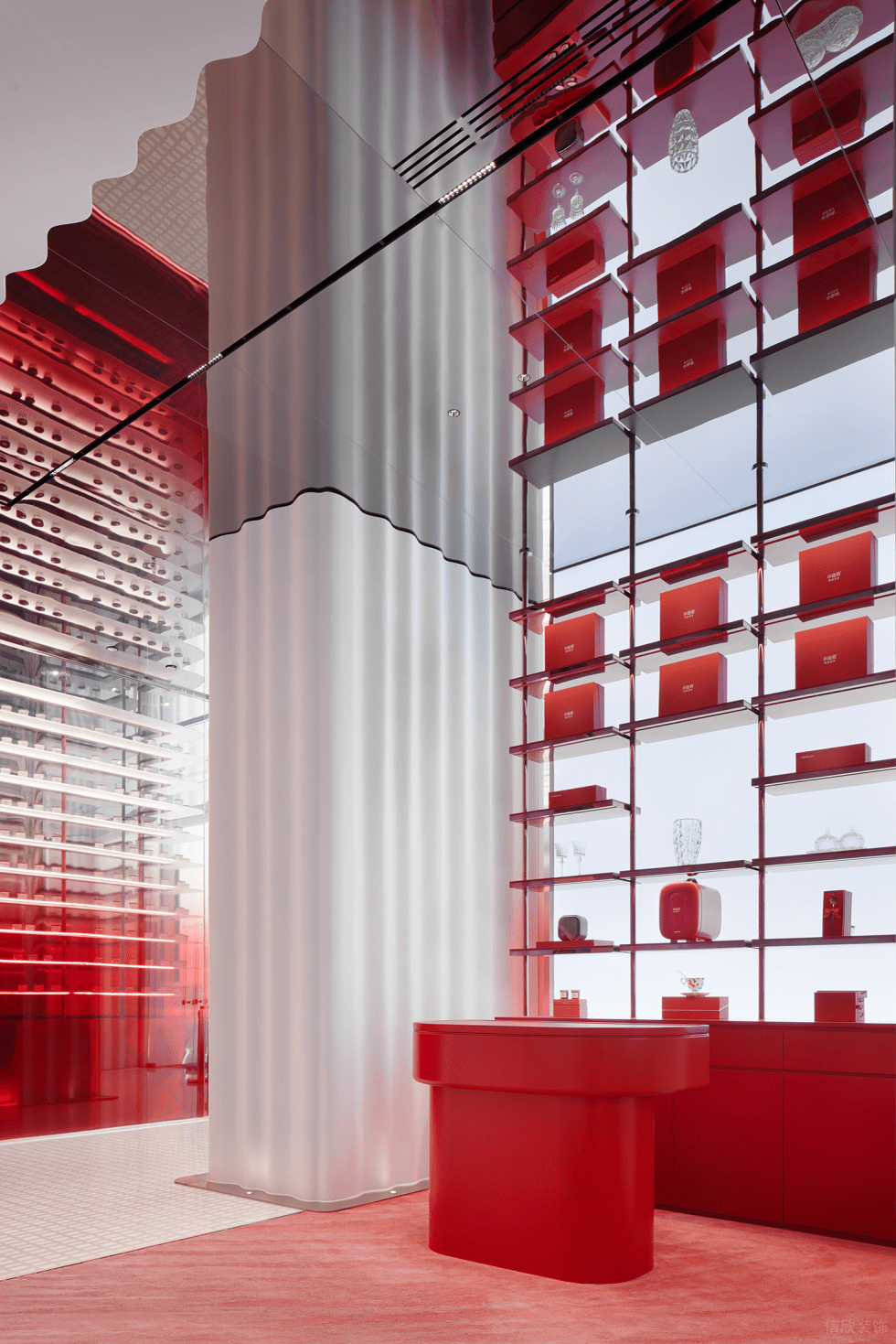 深圳市龍崗區(qū)布吉小仙燉鮮燉燕窩專賣店旗艦店裝修設(shè)計(jì)-紅色燕窩展臺(tái)