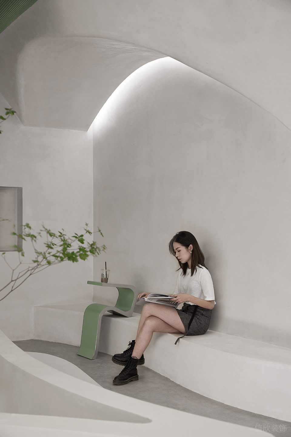 深圳市龍崗區(qū)龍崗中心城春田寵物醫(yī)院裝修設(shè)計(jì)-沙發(fā)等候區(qū)