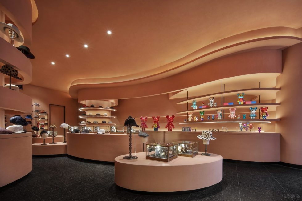 深圳市羅湖區(qū)黃貝嶺what’s Up帽飾店裝修設計 大廳概覽二