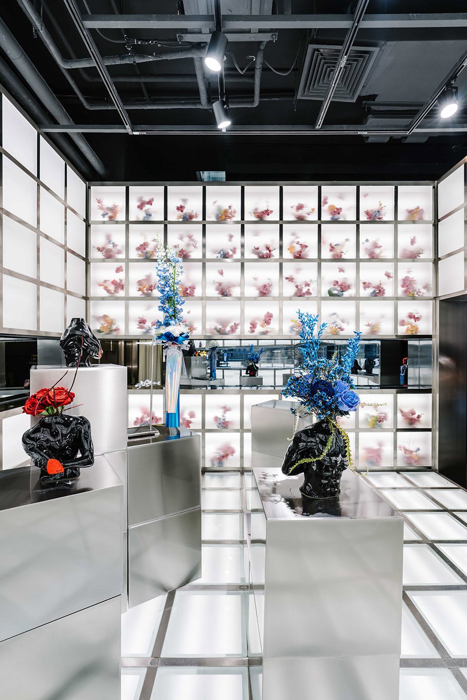 深圳市南山區(qū)南頭dresscode花卉概念店裝修設(shè)計(jì) 展臺(tái)二