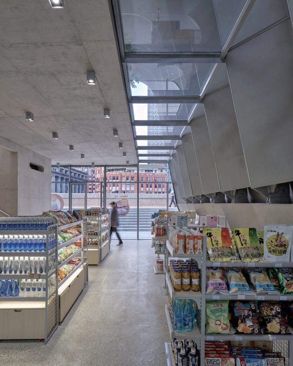 深圳市南山區(qū)南油中石化加油站 頂面