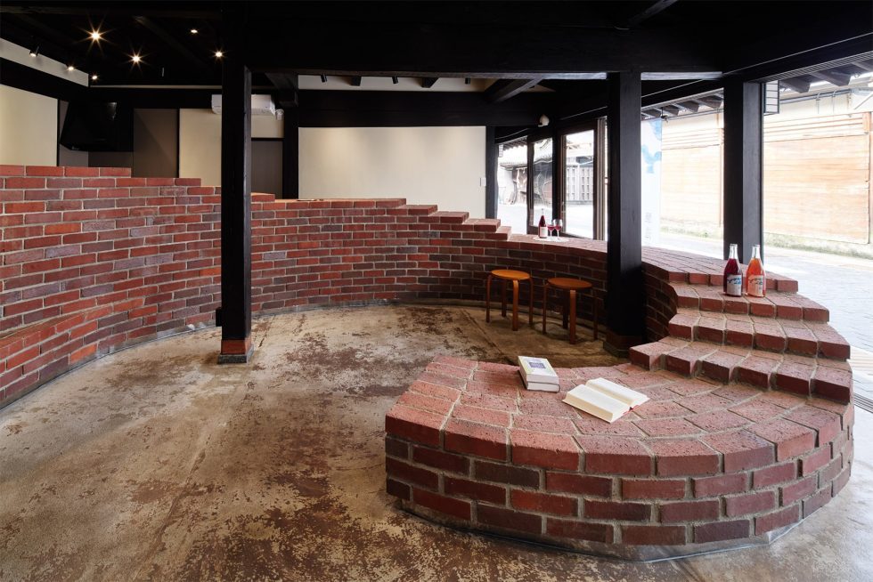 深圳市南山區(qū)前海瀨戶內(nèi)釀造所竹原直銷店裝修設(shè)計(jì) 釀酒車間二