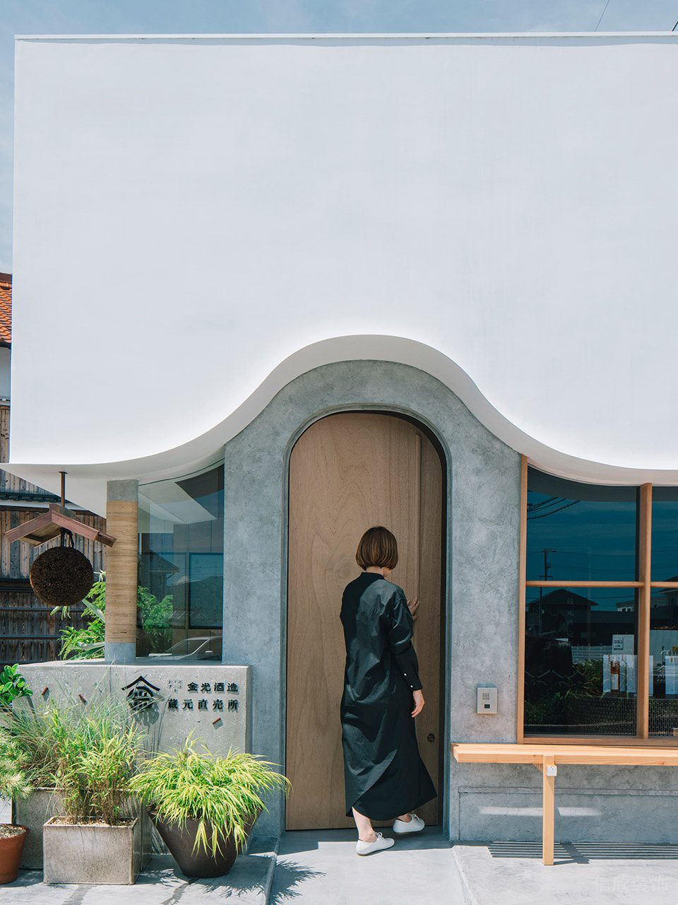 深圳市南山區(qū)蛇口廣島酒鋪fathom裝修設(shè)計(jì) 門頭