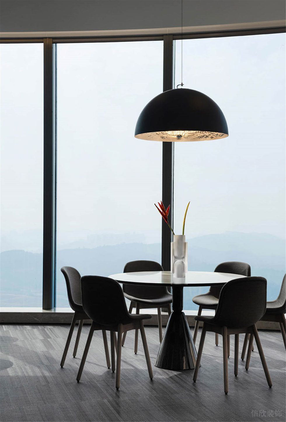 萬(wàn)庭大廈時(shí)尚簡(jiǎn)約風(fēng)辦公室裝修案例 沿窗觀景角落