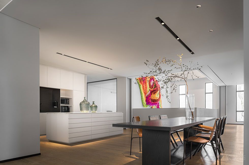 現(xiàn)代簡約時尚風格辦公室裝修設計方案 茶水間