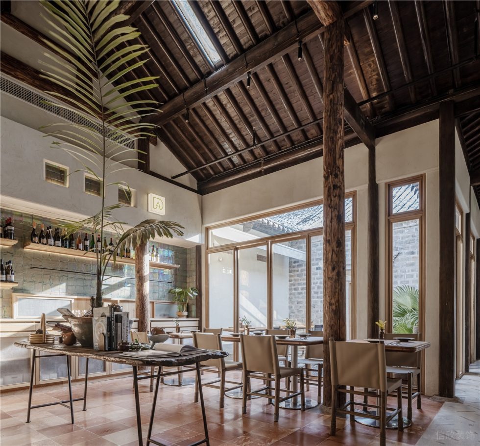 新中式田園風(fēng)西餐廳中式房粱柱裝修設(shè)計(jì)