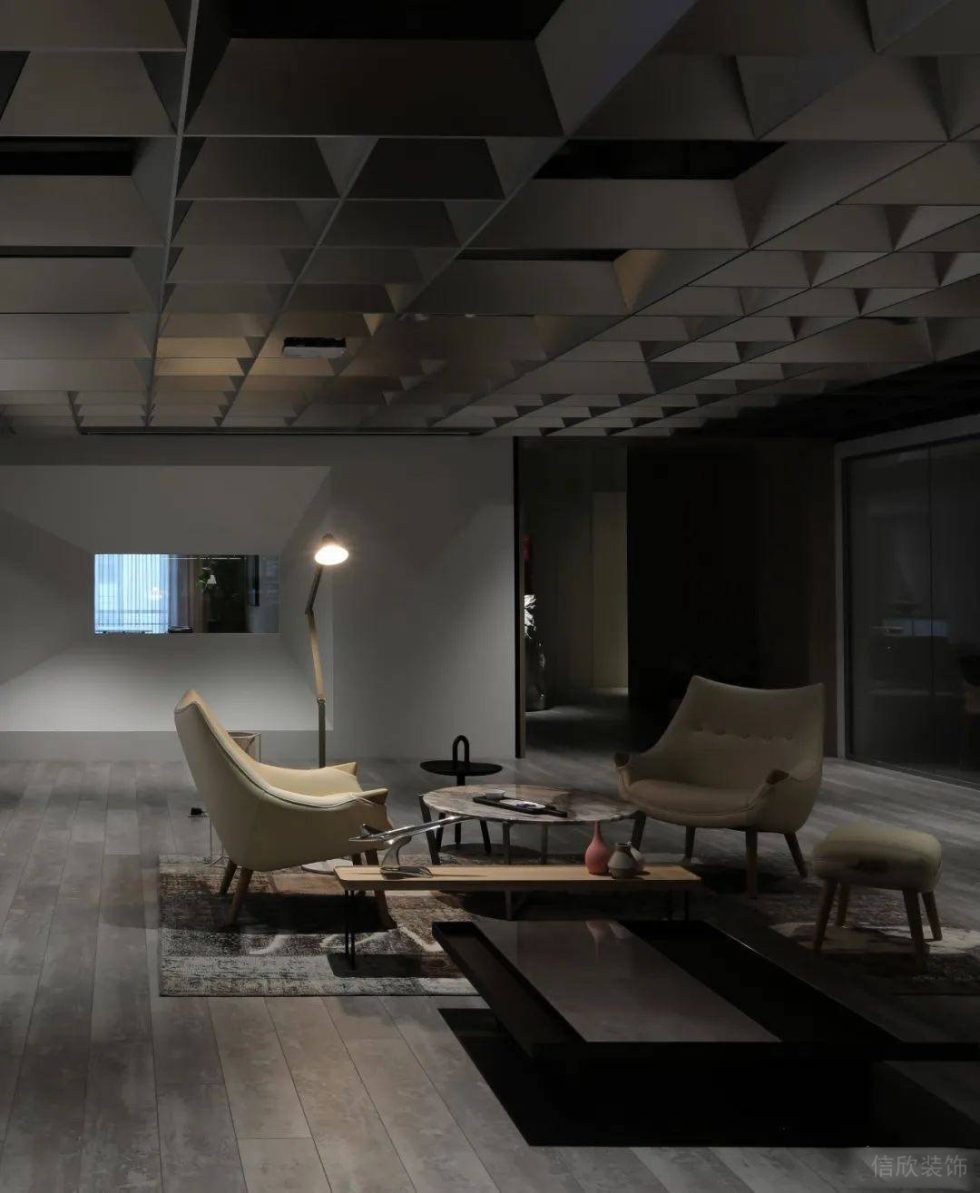 簡約金屬風辦公室裝修設計 洽談區(qū)