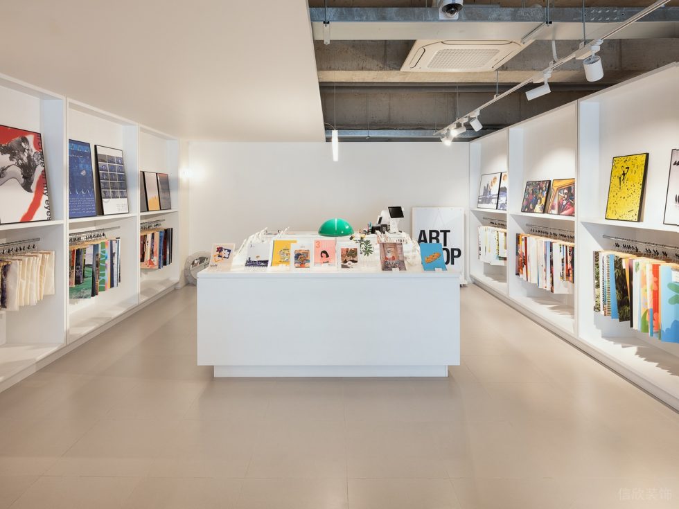 簡約清新工業(yè)風(fēng)藝術(shù)裝飾品店鋪裝修設(shè)計 中島臺及墻面藝術(shù)畫展示