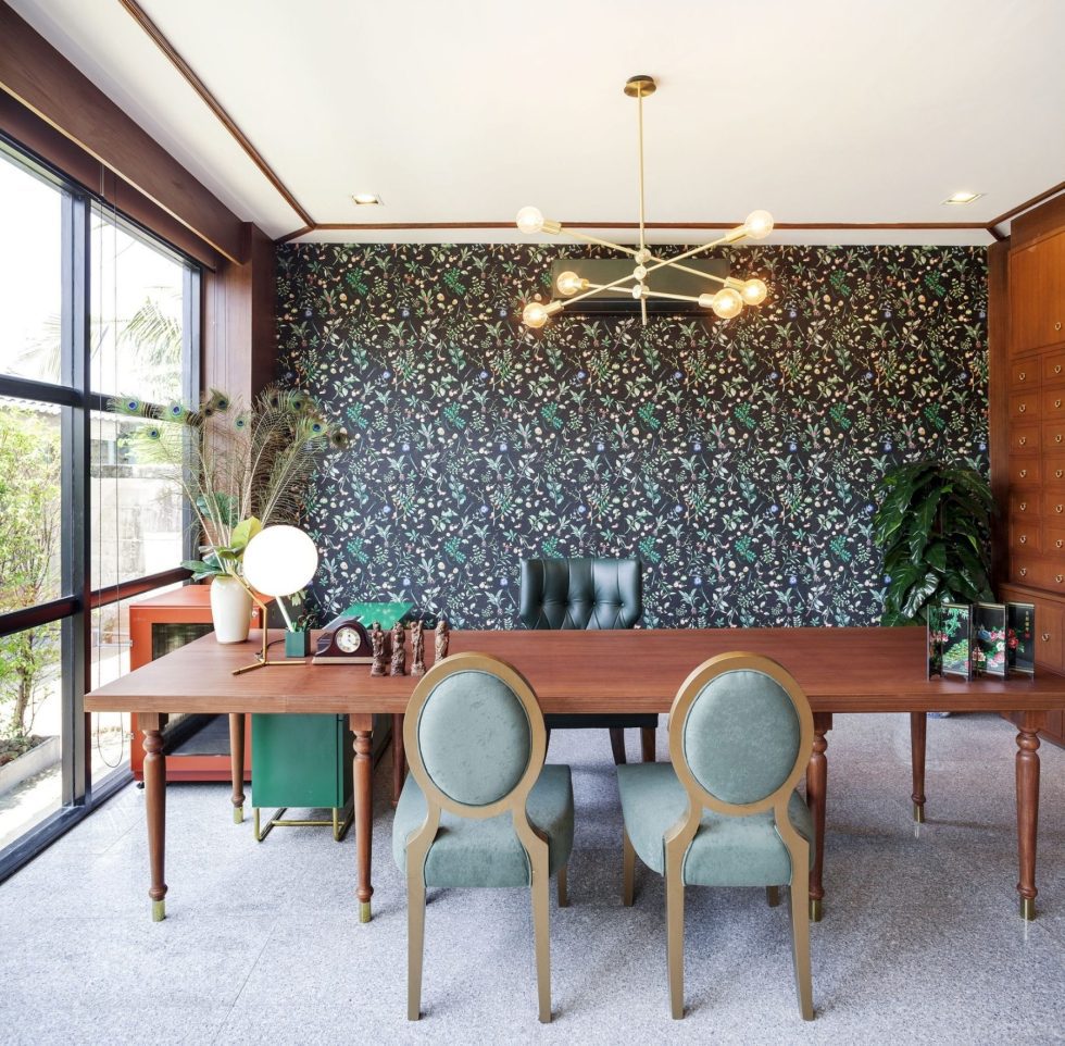 暖色田園風(fēng)辦公室裝修設(shè)計暖木色工作臺 暖色田園風(fēng)辦公室裝修設(shè)計暖木色工作臺