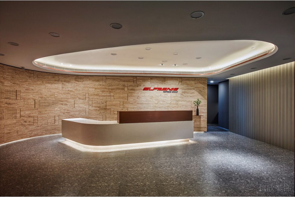 時(shí)尚簡約風(fēng)辦公室裝修設(shè)計(jì)前廳米黃色企業(yè)形象背景墻