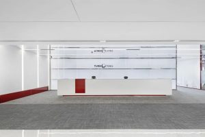 深圳南山區(qū)三航科技園西北工業(yè)大學(xué)現(xiàn)代極簡(jiǎn)主義灰色主調(diào)辦公室裝修設(shè)計(jì)案例 前臺(tái)服務(wù)臺(tái)