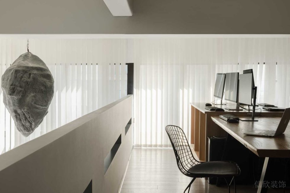 深圳南山區(qū)西麗健興科技大廈現(xiàn)代田園風(fēng)辦公室裝修設(shè)計(jì) 玄關(guān)隔斷