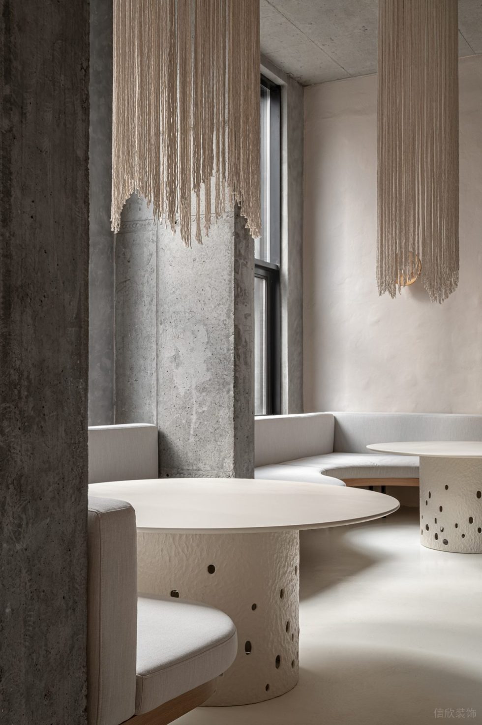 深圳市簡(jiǎn)約侘寂風(fēng)甜品店弧形卡座效果圖