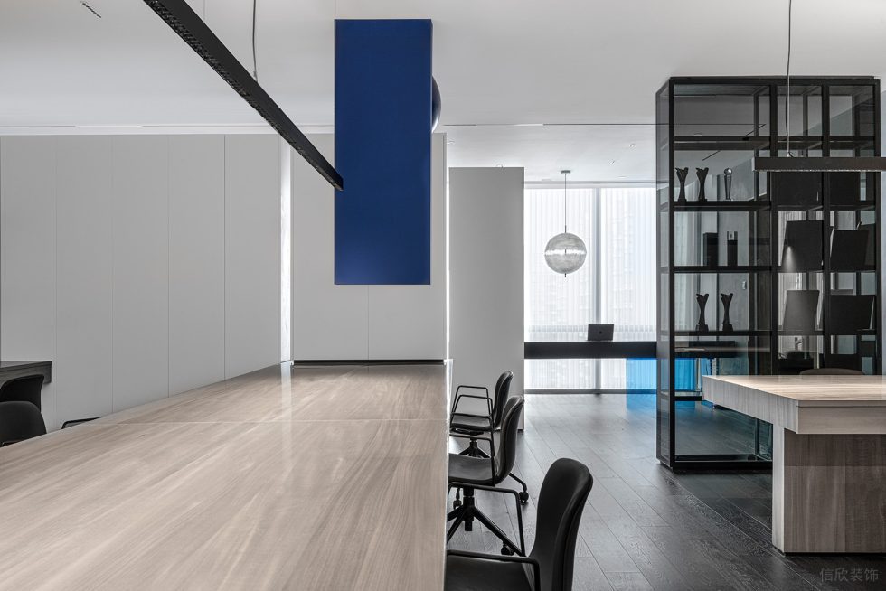 深圳市南山區(qū)科技園西北工業(yè)大學(xué)深圳三航現(xiàn)代簡約風(fēng)辦公室裝修設(shè)計案例 辦公區(qū) (2)