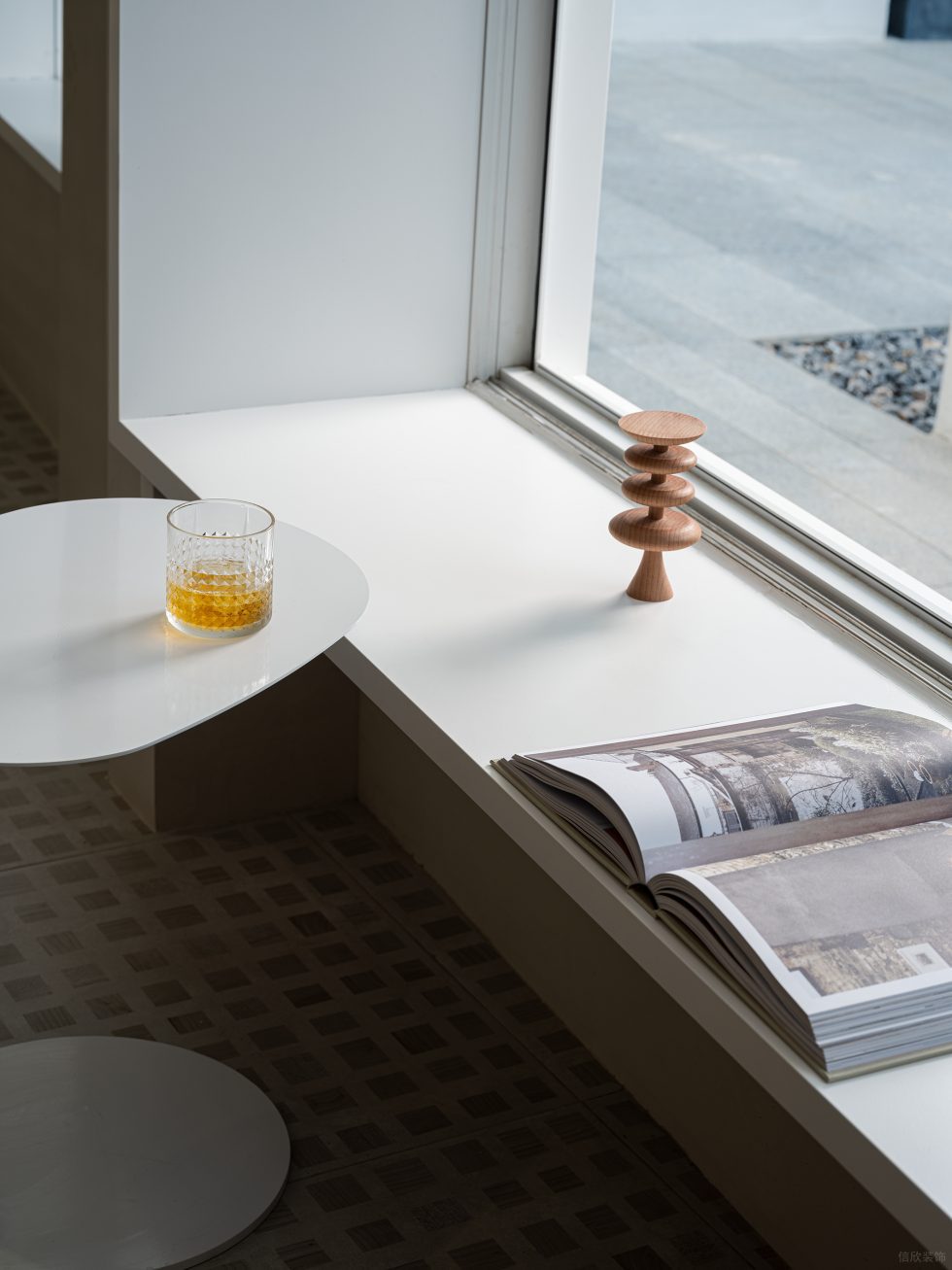 現(xiàn)代簡(jiǎn)約風(fēng)甜品站明亮簡(jiǎn)約閱讀區(qū)裝修設(shè)計(jì)