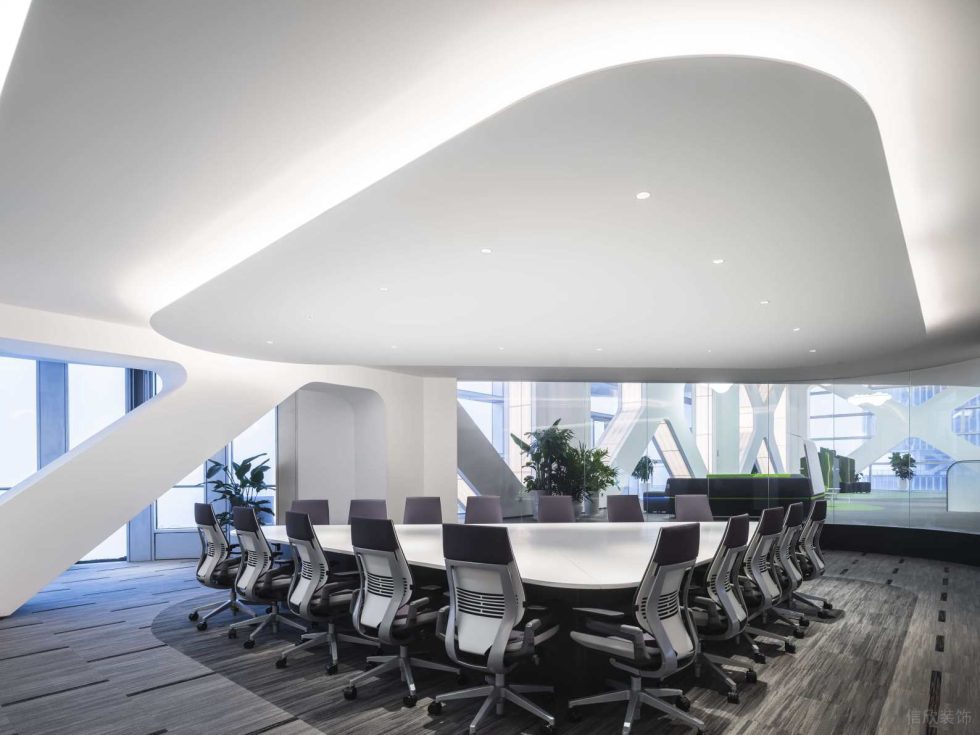 現(xiàn)代時尚簡約風(fēng)辦公室裝修設(shè)計 三角會議桌