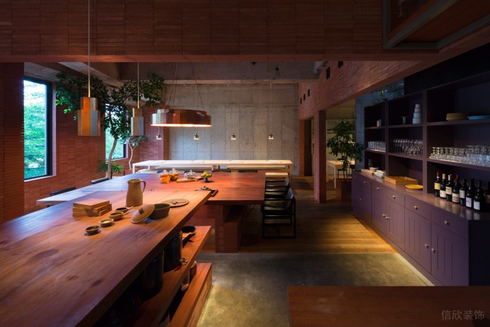 磚紅色復(fù)古簡約工業(yè)風(fēng)餐廳酒水就餐區(qū)裝修設(shè)計(jì)