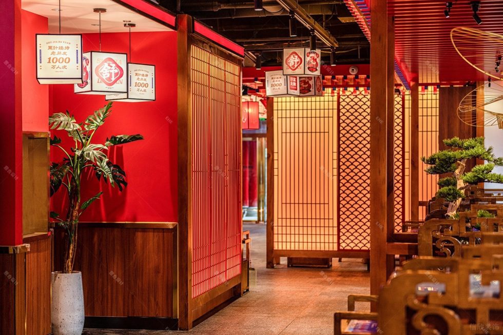 中式經(jīng)典街頭風(fēng)火鍋店中式屏風(fēng)裝修設(shè)計(jì)