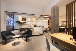 暖白色極簡風(fēng)辦公室裝修設(shè)計(jì)暖白色辦公室效果圖