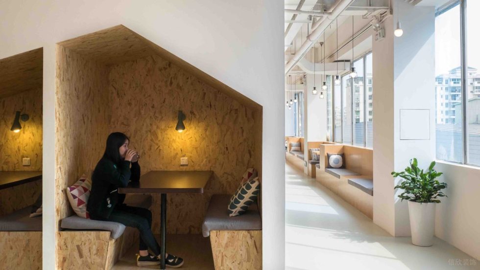 輕工業(yè)風(fēng)格辦公室裝修設(shè)計(jì)淺色木屋造型休閑卡座