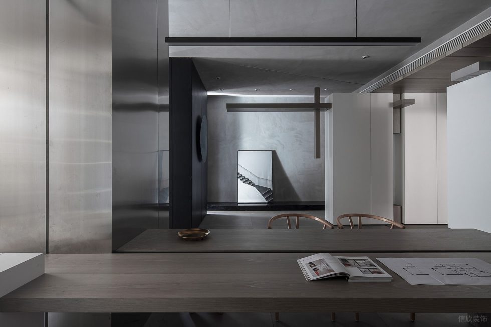 實木木作展廳裝修設(shè)計方案 實木辦公桌展示