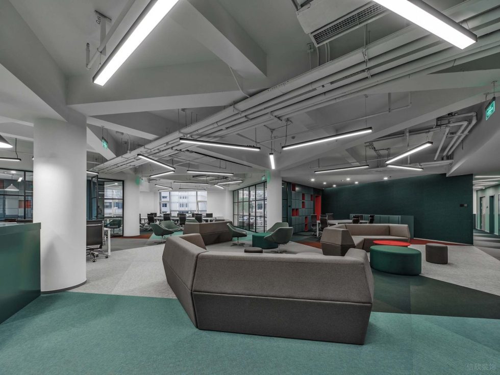 深青色現(xiàn)代風(fēng)辦公室裝修設(shè)計深青色辦公廳效果圖