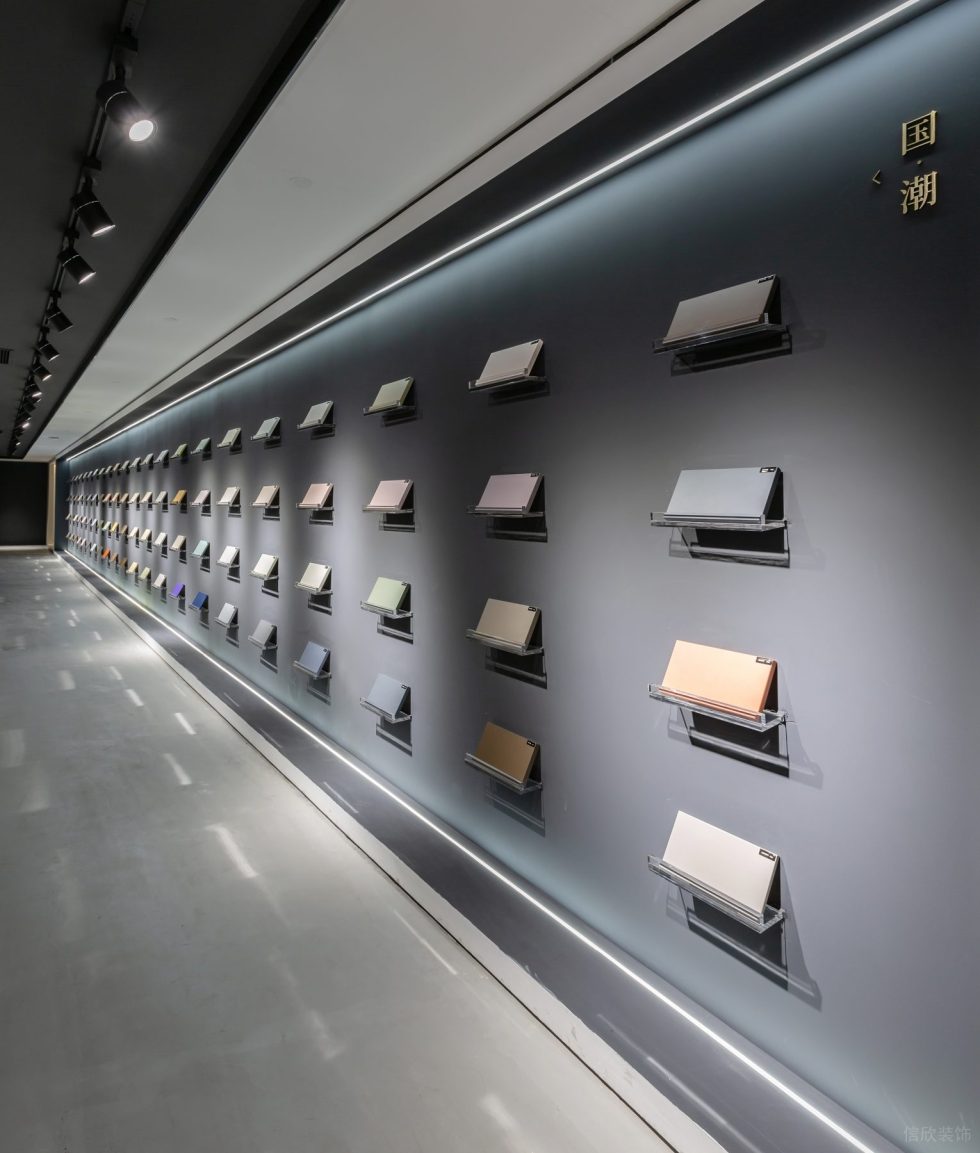 現(xiàn)代簡約風(fēng)瓷磚陳列展廳裝修設(shè)計案例 純色瓷磚展示墻