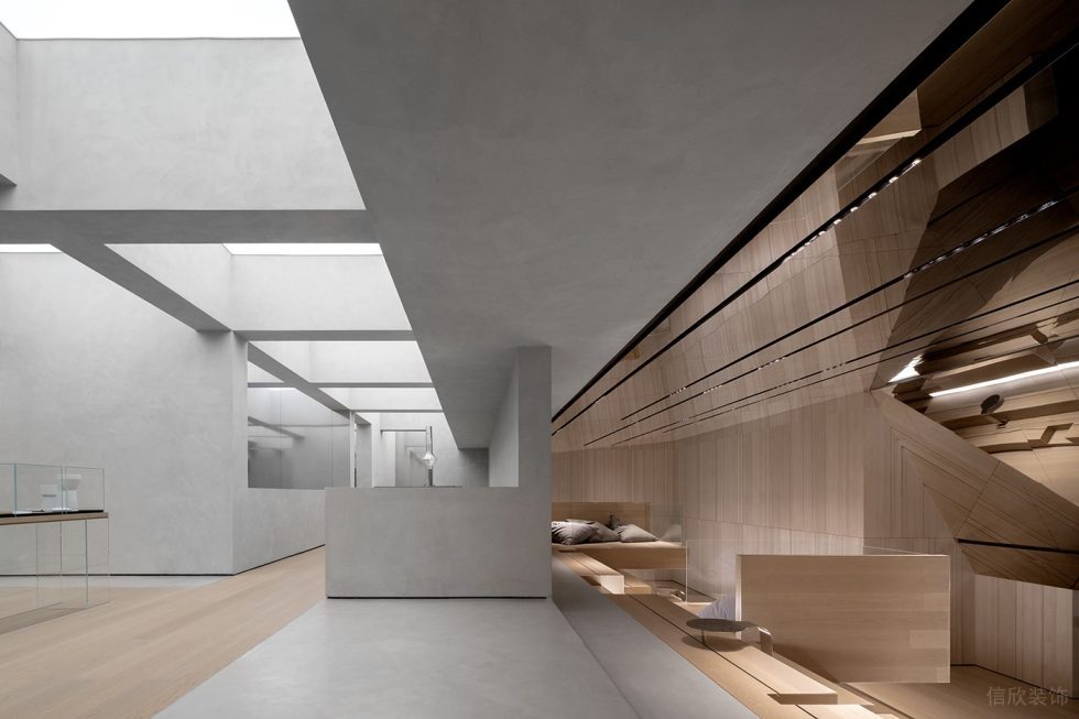 智能未來體驗(yàn)展廳裝修設(shè)計(jì) 金屬亮色鏡面設(shè)計(jì)