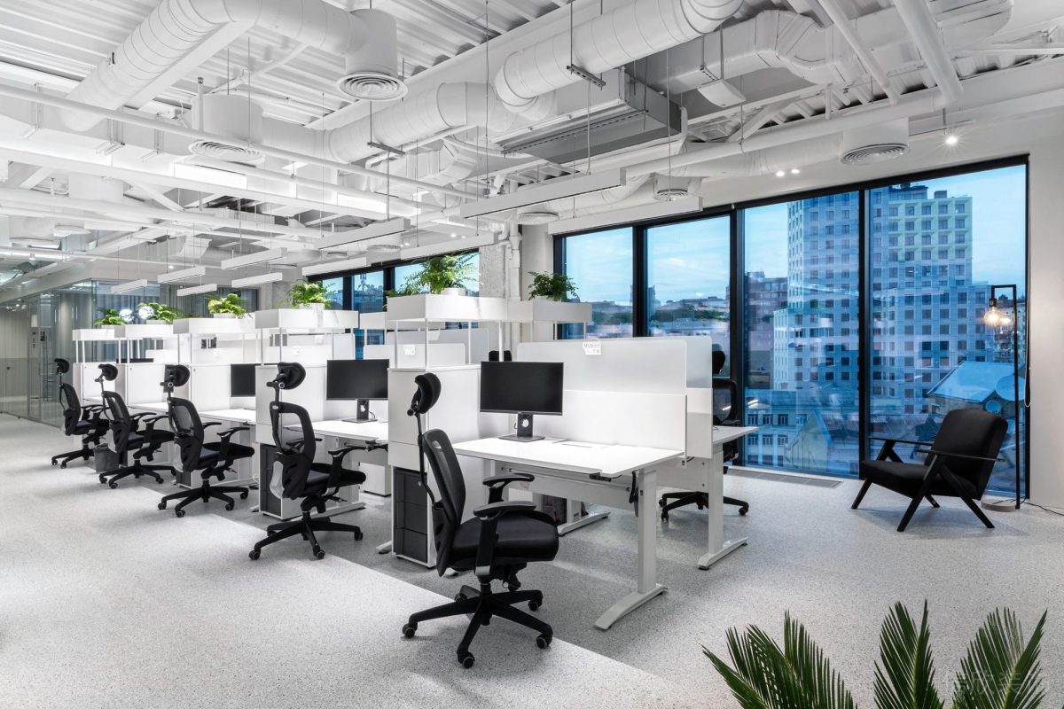 包豪斯工業(yè)風(fēng)純白研發(fā)辦公室裝修設(shè)計