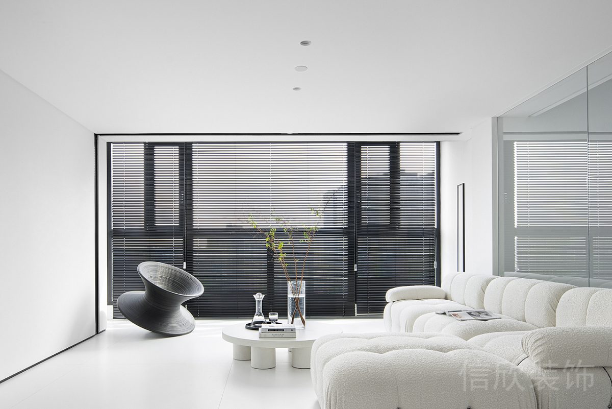 黑白極簡風(fēng)辦公空間接待區(qū)裝修設(shè)計