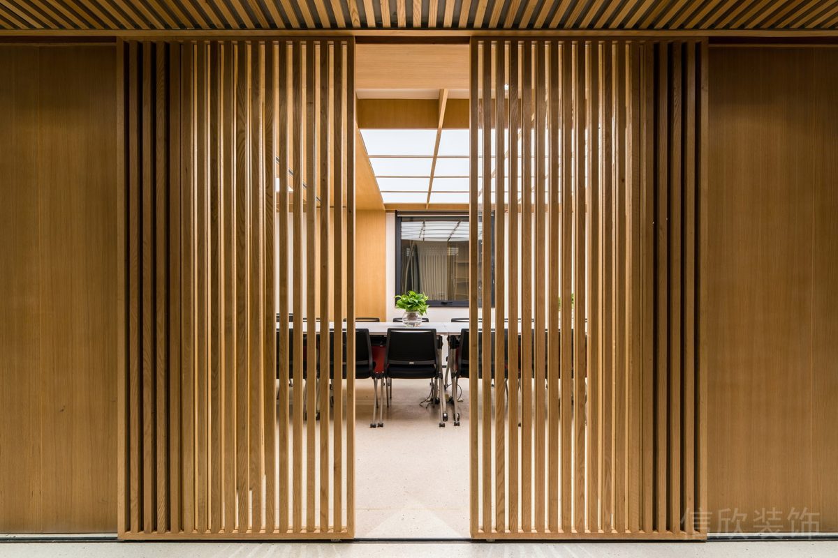 條紋柵格板隔斷墻體設(shè)計(jì)