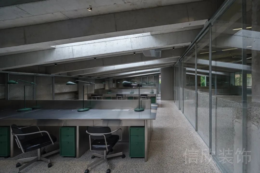 現(xiàn)代工業(yè)鋁合金辦公桌辦公室設(shè)計(jì)