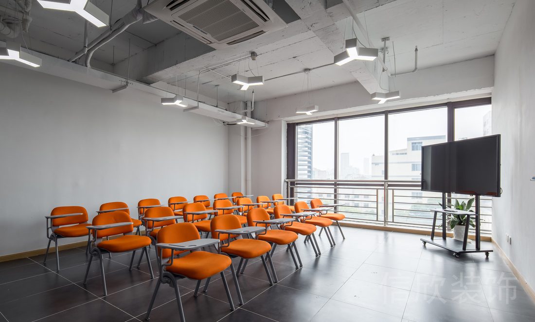 雪松大廈墨丁國(guó)際英語(yǔ)裝修設(shè)計(jì)教室