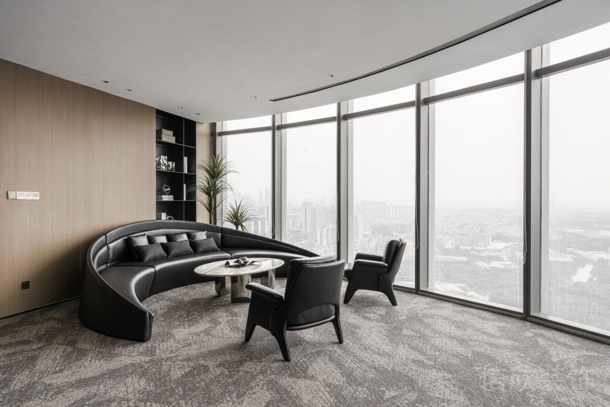 現(xiàn)代鱷魚皮環(huán)形沙發(fā)設(shè)計(jì)