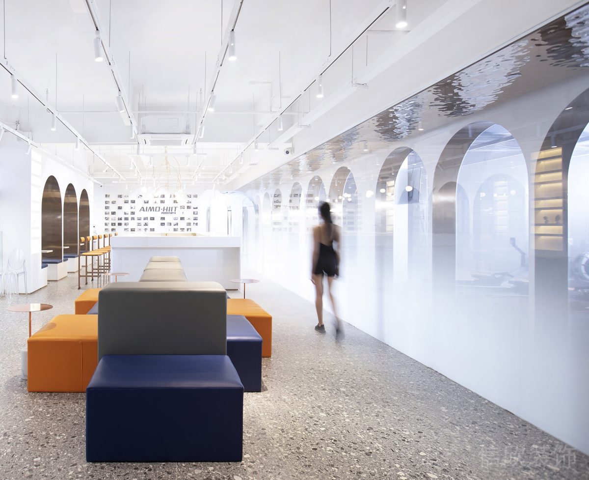 現(xiàn)代極簡風(fēng)立方形桌椅裝修設(shè)計