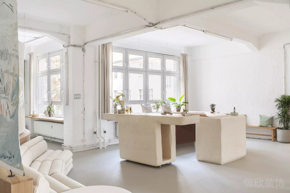 瑜伽機(jī)構(gòu)大廳茶水間休息區(qū)裝修設(shè)計皮革沙發(fā)簡約裝修