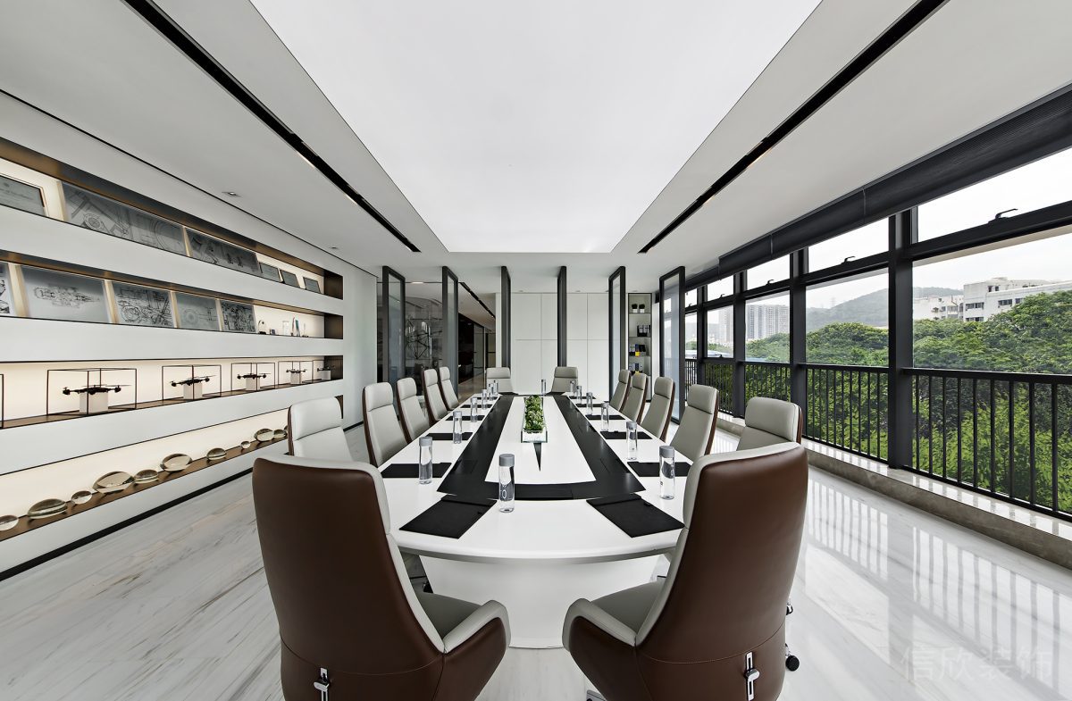 直線式長桌會議室裝修設(shè)計效果圖現(xiàn)代辦公室裝修
