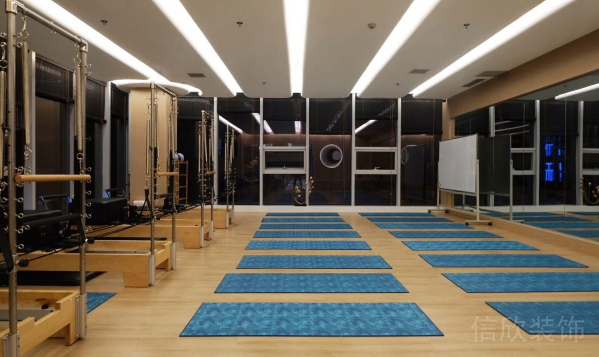 玻璃墻體隔斷鏡面效果圖普拉提器械裝修燈飾led設(shè)計(jì)圖