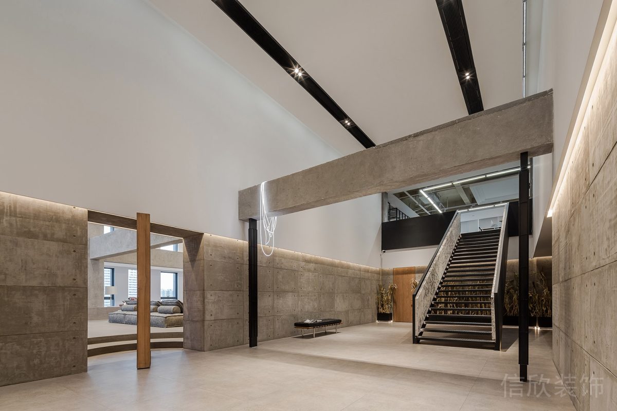 對稱式裝修設(shè)計階梯式瑜伽機構(gòu)中式風(fēng)過道pvc裝修地板辦公室